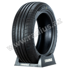SA302 215/55 R17